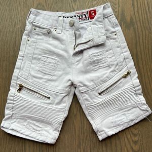 Boys white shorts, 6